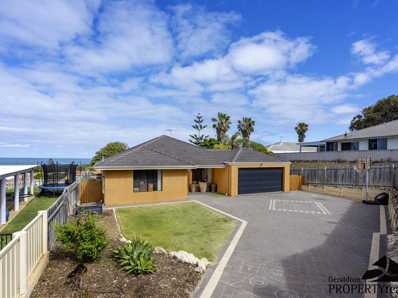 25 Portacello Circle, Wandina WA 6530