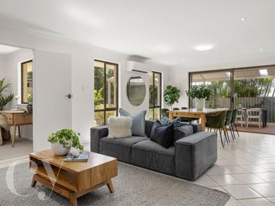 7 Absolon Way, Hillarys WA 6025