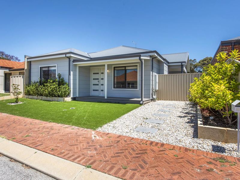 14 Eliza Pass, Madora Bay WA 6210