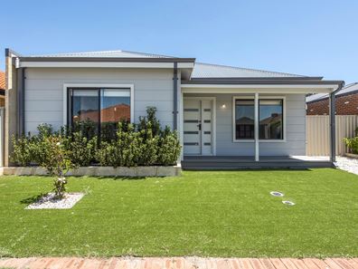 14 Eliza Pass, Madora Bay WA 6210