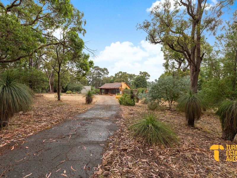 57 Lesmurdie Road East, Walliston