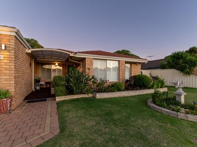 19 Leschenaultia Drive, Canning Vale WA 6155