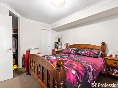 3 Burrows Place, Parmelia WA 6167