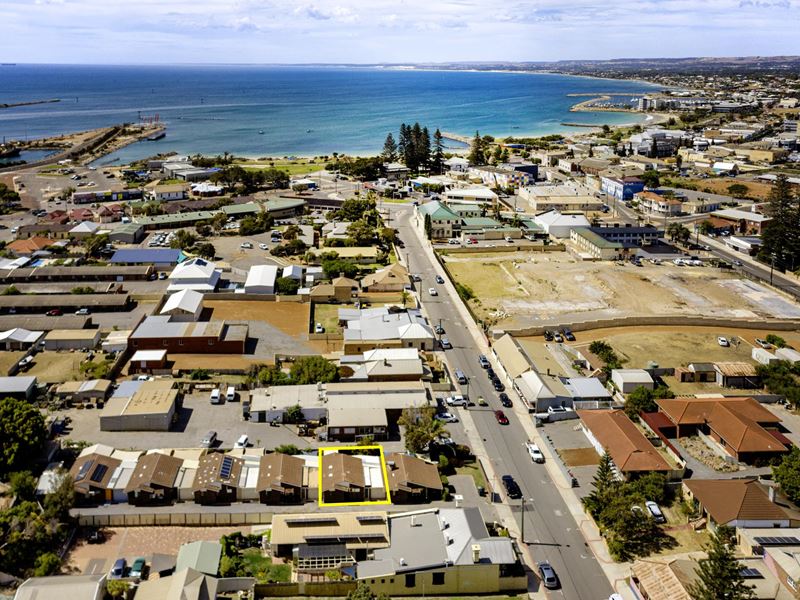 2/60 Gregory Street, Geraldton
