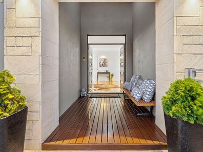 28 Honeymyrtle Turn, Stirling WA 6021