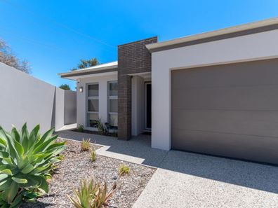 1 A Berkeley Avenue, Nollamara WA 6061