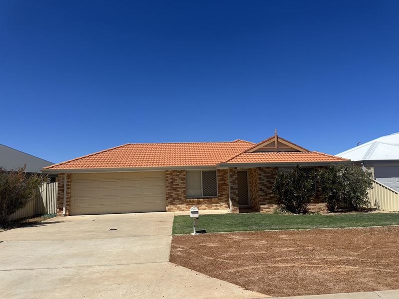 5 Invincible Rise, Wandina WA 6530