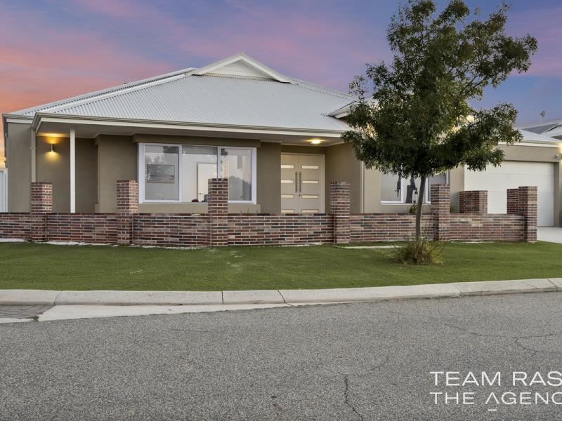 7 Summerville Boulevard, Caversham