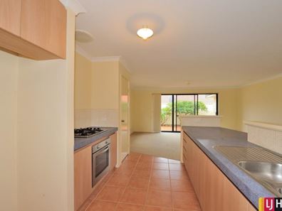 4/24 Creery Street, Dudley Park WA 6210