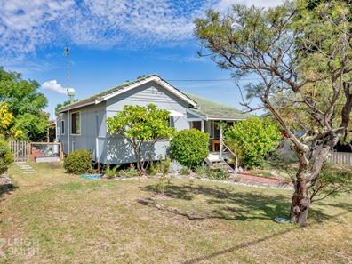 19 Fitzpatrick Street, Waroona WA 6215