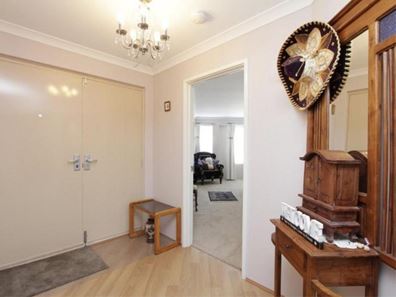 5 Wistful Parade, Aveley WA 6069
