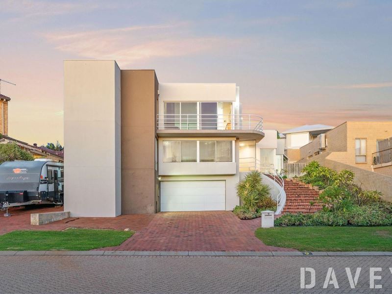 9 Bahama Close, Sorrento WA 6020