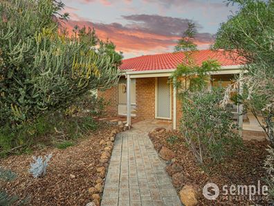 11 Mollerin Place, South Lake WA 6164