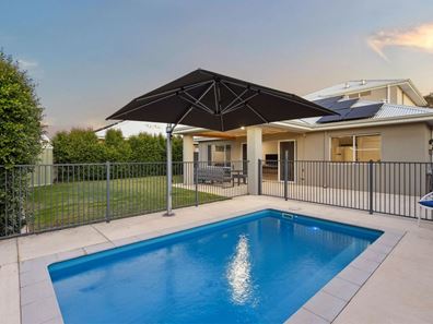 16 Hertford Street, Caversham WA 6055