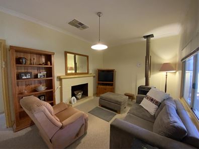 21 Duke Street, Toodyay WA 6566