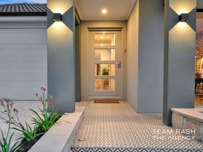 4 Aquila Crescent, Bennett Springs WA 6063