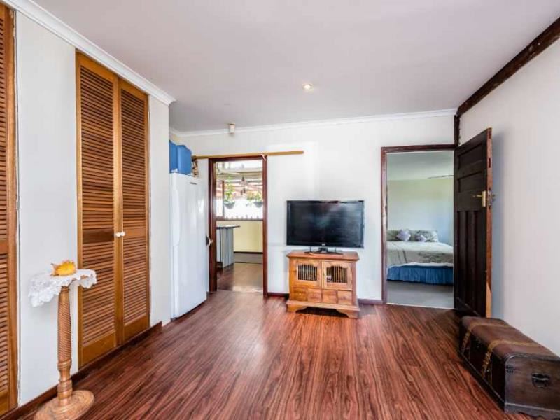 8 Norris Road, Nanson