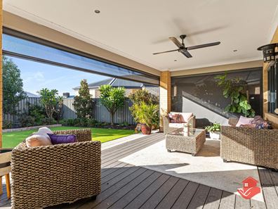 13 Barrington Ave, Champion Lakes WA 6111