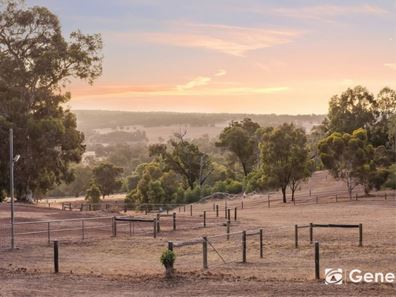 755 Allen Street, Wooroloo WA 6558