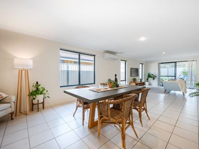 45 Wanstead Vista, Bertram WA 6167