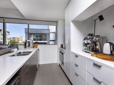 67/20 Rowe Avenue, Rivervale WA 6103