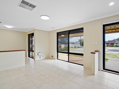 13 Lydia Place, Greenfields WA 6210
