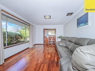 3 Churchill Drive, Swan View WA 6056