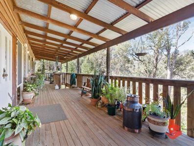 34 Soldiers Road, Roleystone WA 6111