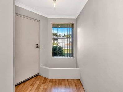 9 Irrawaddy Drive, Greenfields WA 6210