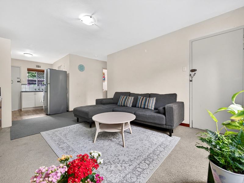 29/29 Heard Way, Glendalough WA 6016