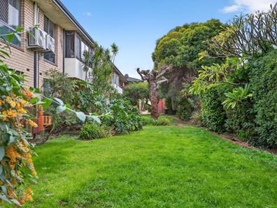 29/29 Heard Way, Glendalough WA 6016