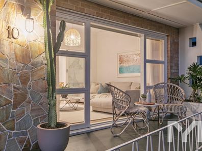 10 Munro Street, East Fremantle WA 6158