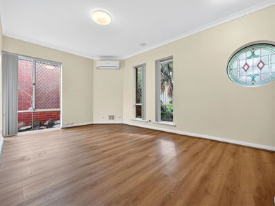 2/219 North Beach Drive, Tuart Hill WA 6060