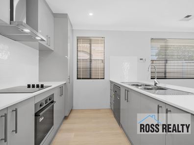 65 Bradley Way, Lockridge WA 6054