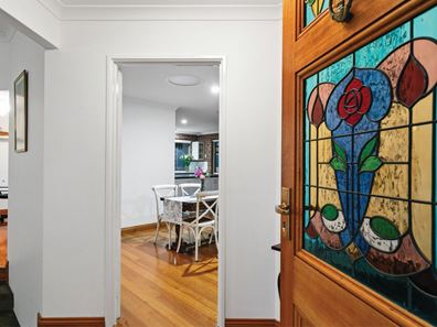 14 ST PATRICK CLOSE, Stirling WA 6021