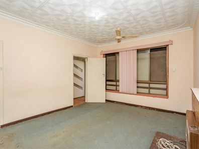 40 The Crescent, Maddington WA 6109