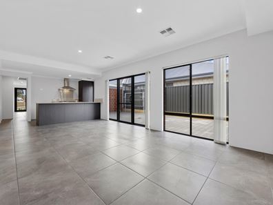 13 Hester Road, Wellard WA 6170