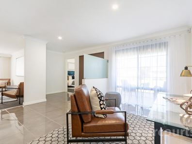 3 Liriope Parkway, Sinagra WA 6065