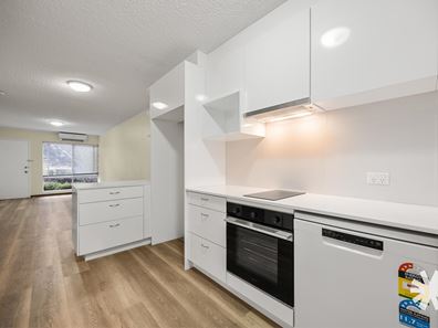 3/322 Canning Highway, Como WA 6152