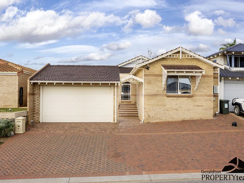 6 Portacello Circle, Wandina