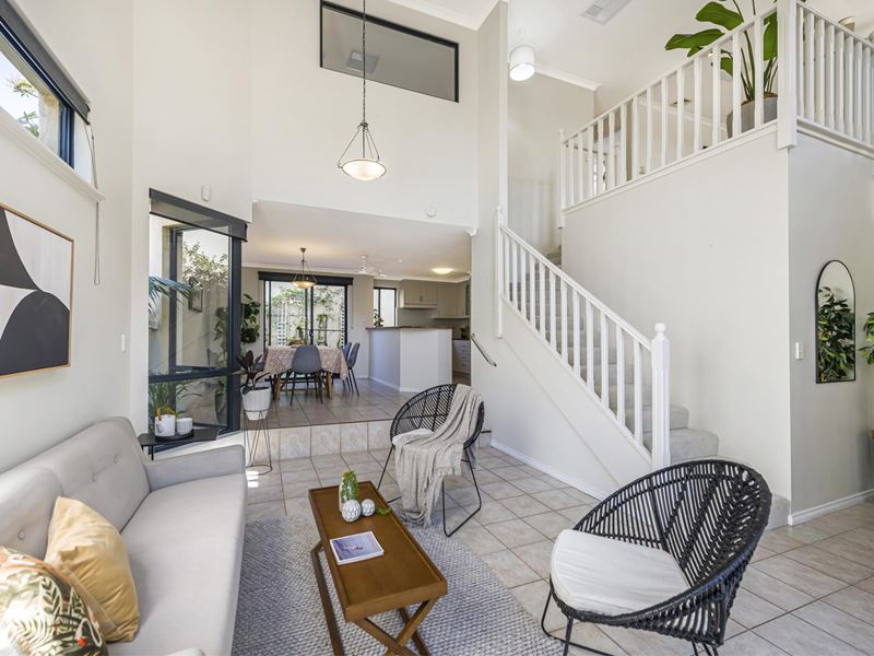 1/5 Norton Street, South Perth