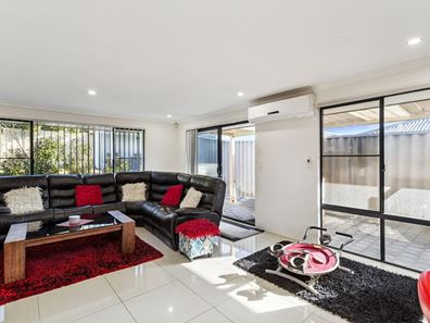 63 Orchid Avenue, Bennett Springs WA 6063