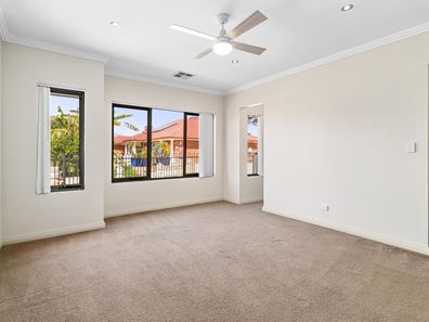 1C Willaring Drive, Beckenham WA 6107