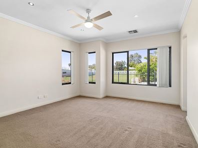 1C Willaring Drive, Beckenham WA 6107