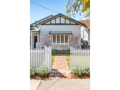 176 Crawford Road, Inglewood WA 6052