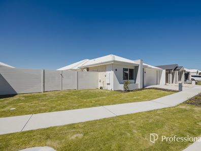 24 Leggatt Street, Eglinton WA 6034