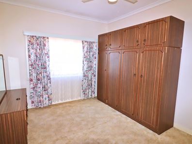 1 Johnston Street, Wongan Hills WA 6603