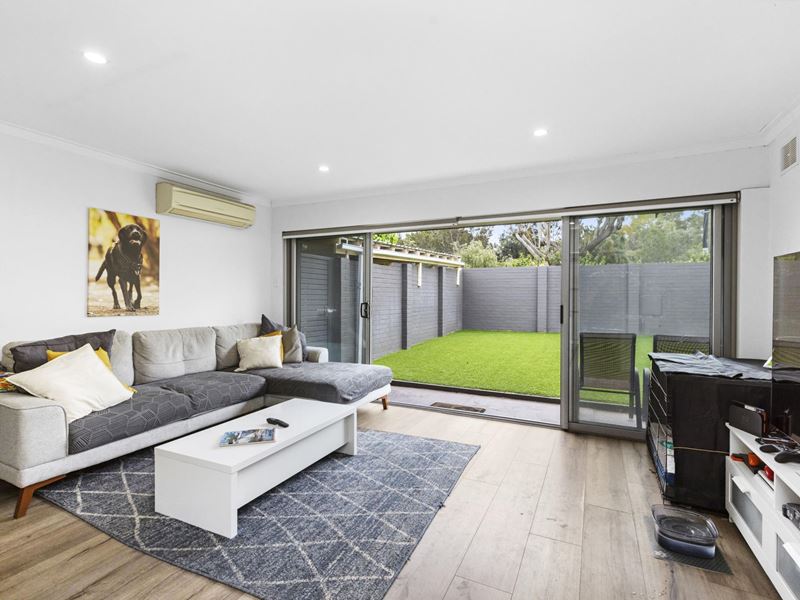 62 Gordon Road  West, Dianella