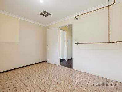 4 Allambie Drive, Craigie WA 6025