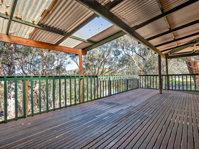 15 Possum Place, Kelmscott WA 6111